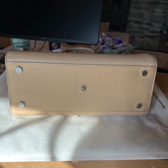 Saint Laurent Sac De Jour Tote-100% Authentic and Wonderful Condition - Picture 12 of 13